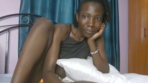 Snapshot of sweetvalariy chatting on 10/20/25, 09:21 sweetvalariy online show from 10/20/25, 09:21