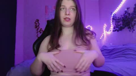 Snapshot of sweetviya chatting on 09/25/25, 04:11 Viya online show from 09/25/25, 04:11