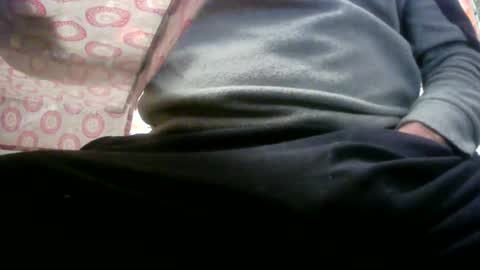 Snapshot of sweetwarrior32 chatting on 01/19/25, 11:10 Ricky32 online show from 01/19/25, 11:10