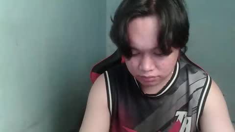 Snapshot of sweetwhore_cristy chatting on 10/23/25, 02:22 cristy online show from 10/23/25, 02:22