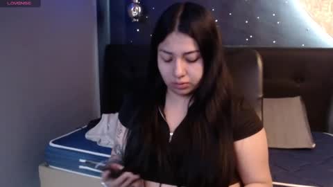 Ashley 3 online show from 01/30/25, 11:44