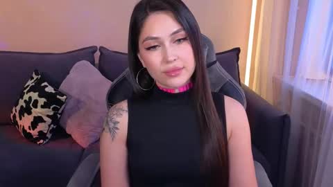 Snapshot of sweety_caroline_ chatting on 06/07/26, 04:00 Sweety Caroline I lost my TG write to me here online show from 06/07/26, 04:00