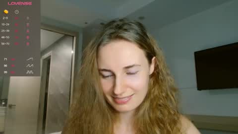 sweety_fruits online show from 11/08/25, 04:51