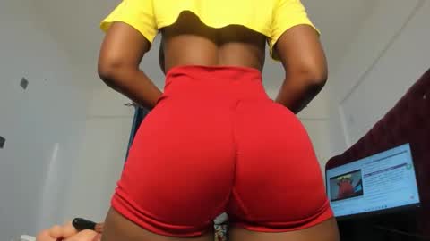 Snapshot of sweety_shawtys chatting on 04/24/26, 04:37 shawtyshasha online show from 04/24/26, 04:37