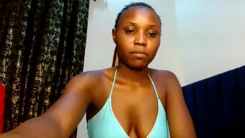 Snapshot of sweety_spixxy chatting on 06/24/26, 10:03 Dolly online show from 06/24/26, 10:03