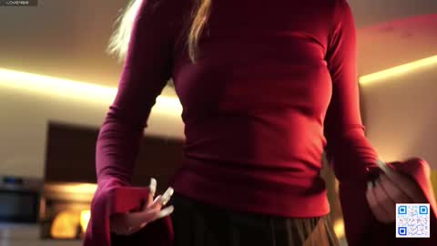 Bella . online show from 11/24/25, 09:36