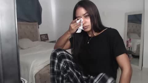 yaya online show from 09/10/25, 01:00