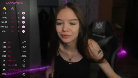 Snapshot of sweetydeviliya chatting on 11/17/25, 09:26 sweetydeviliya online show from 11/17/25, 09:26