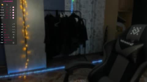 Snapshot of sweetydeviliya chatting on 12/15/25, 04:17 sweetydeviliya online show from 12/15/25, 04:17