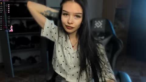 Snapshot of sweetydeviliya chatting on 03/24/26, 03:00 sweetydeviliya online show from 03/24/26, 03:00