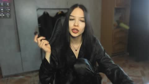 Snapshot of sweetydeviliya chatting on 04/08/26, 04:23 sweetydeviliya online show from 04/08/26, 04:23