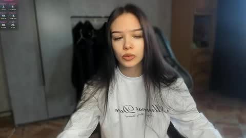 Snapshot of sweetydeviliya chatting on 04/14/26, 06:19 sweetydeviliya online show from 04/14/26, 06:19