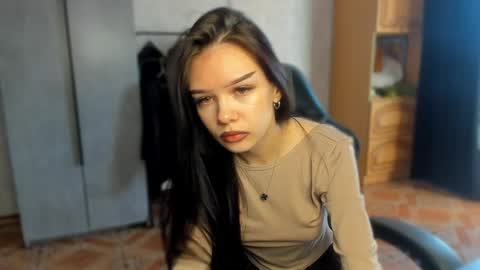 sweetydeviliya online show from 05/17/26, 12:01