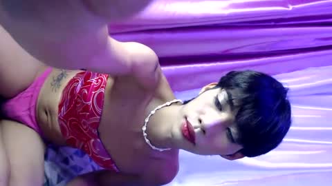 Snapshot of sweetyguyxxx1998 chatting on 03/12/25, 10:05 - allen online show from 03/12/25, 10:05