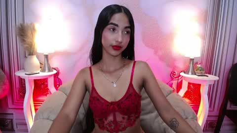 Snapshot of sweetylally chatting on 03/23/26, 11:58 LAURA online show from 03/23/26, 11:58