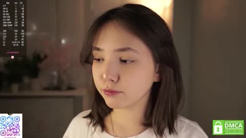 Snapshot of sweetyoops chatting on 11/12/25, 04:35 Astrid online show from 11/12/25, 04:35