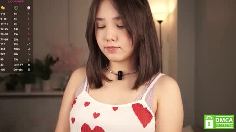 Snapshot of sweetyoops chatting on 11/23/25, 06:24 Astrid online show from 11/23/25, 06:24