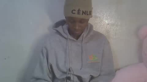 Snapshot of sweetypussy01 chatting on 10/27/25, 06:23 sweetypussy01 online show from 10/27/25, 06:23