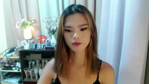 Snapshot of sweetytrannygirlxx chatting on 01/08/26, 05:32 Megan online show from 01/08/26, 05:32