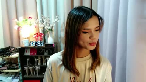 Snapshot of sweetytrannygirlxx chatting on 02/18/26, 04:52 Megan online show from 02/18/26, 04:52