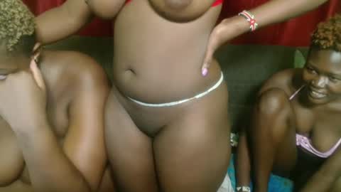 Snapshot of sweetz_candice chatting on 02/28/25, 12:54 sweetz_candice online show from 02/28/25, 12:54