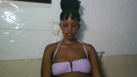sweetz_candice online show from 11/25/25, 12:10