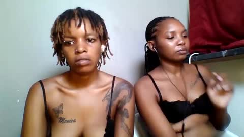 Snapshot of sweetz_candice chatting on 06/04/26, 10:05 sweetz_candice online show from 06/04/26, 10:05