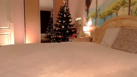 Jane online show from 12/22/24, 07:31