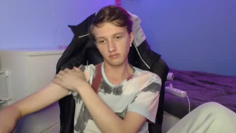 Cat online show from 01/11/26, 07:52