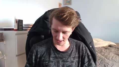 Cat online show from 01/14/26, 10:43