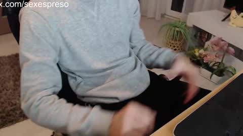 SwetLittleBoy4u online show from 10/07/25, 04:15