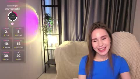 Snapshot of swetskitt chatting on 10/17/25, 05:32 Milana online show from 10/17/25, 05:32