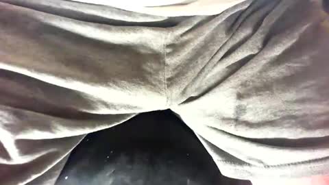 Snapshot of swflbiguy chatting on 12/22/25, 12:18 SWFLbiguy online show from 12/22/25, 12:18