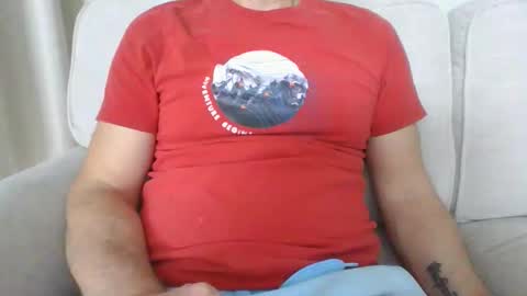 Snapshot of swimfit48 chatting on 04/12/26, 11:15 swimfit48 online show from 04/12/26, 11:15
