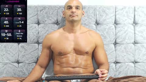    ------- Hi Im Willy  follow me do not forget to put the thumb up  online show from 01/28/25, 02:21