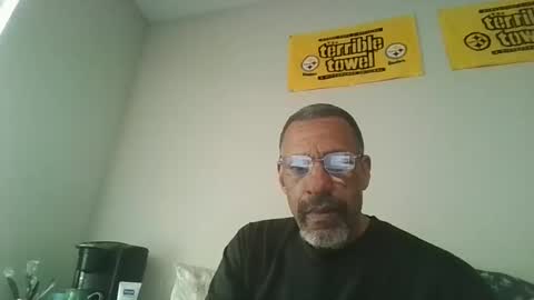 Snapshot of swimmerbod2495 chatting on 03/27/26, 09:58 swimmerbod2495 online show from 03/27/26, 09:58