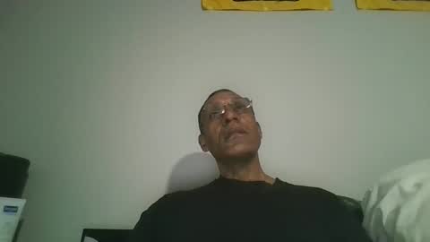 Snapshot of swimmerbod2495 chatting on 04/08/26, 06:02 swimmerbod2495 online show from 04/08/26, 06:02