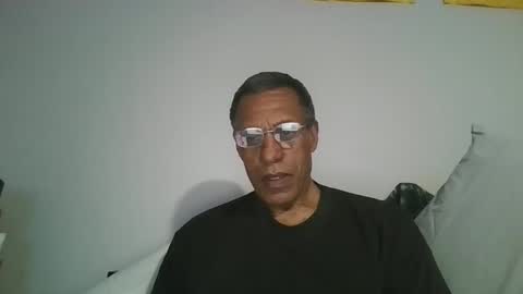 Snapshot of swimmerbod2495 chatting on 04/22/26, 02:25 swimmerbod2495 online show from 04/22/26, 02:25