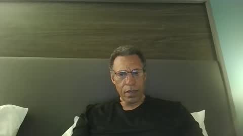 Snapshot of swimmerbod2495 chatting on 05/16/26, 06:43 swimmerbod2495 online show from 05/16/26, 06:43