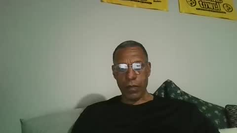Snapshot of swimmerbod2495 chatting on 05/29/26, 01:58 swimmerbod2495 online show from 05/29/26, 01:58