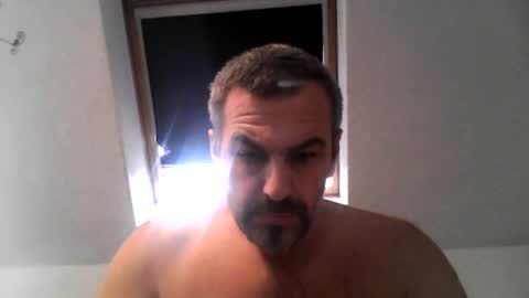 Snapshot of swinger_men_austria chatting on 10/29/25, 07:43 swinger_men_austria online show from 10/29/25, 07:43
