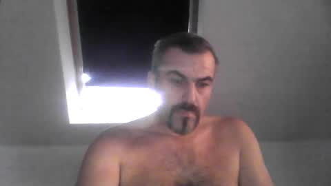 Snapshot of swinger_men_austria chatting on 10/31/25, 03:35 swinger_men_austria online show from 10/31/25, 03:35