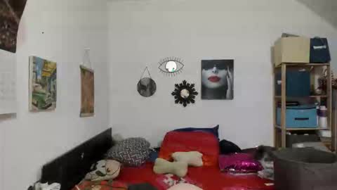 Snapshot of switchlorenx chatting on 11/21/25, 11:36 switchlorenx online show from 11/21/25, 11:36