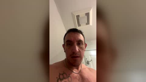 Snapshot of swolesavage chatting on 12/04/25, 03:05 swolesavage online show from 12/04/25, 03:05