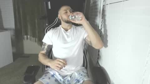 Snapshot of swoozy369 chatting on 03/06/26, 03:25 Swoozy online show from 03/06/26, 03:25