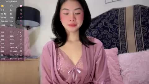 Snapshot of swt_asianholly chatting on 03/16/26, 01:11 Holly online show from 03/16/26, 01:11