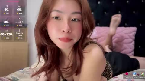 Snapshot of swt_asianholly chatting on 05/19/26, 12:27 Holly online show from 05/19/26, 12:27