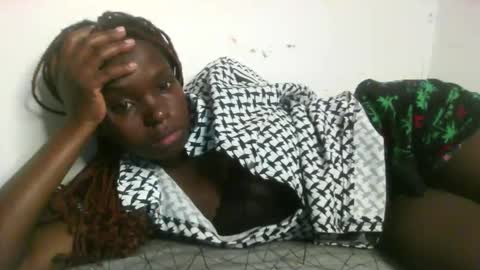 Snapshot of swt_lov chatting on 02/21/25, 08:38 swt_lov online show from 02/21/25, 08:38