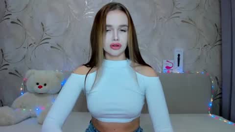 Ana online show from 02/01/25, 04:35