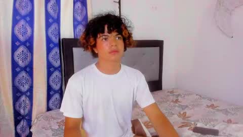 swwet_boy online show from 12/26/24, 01:54